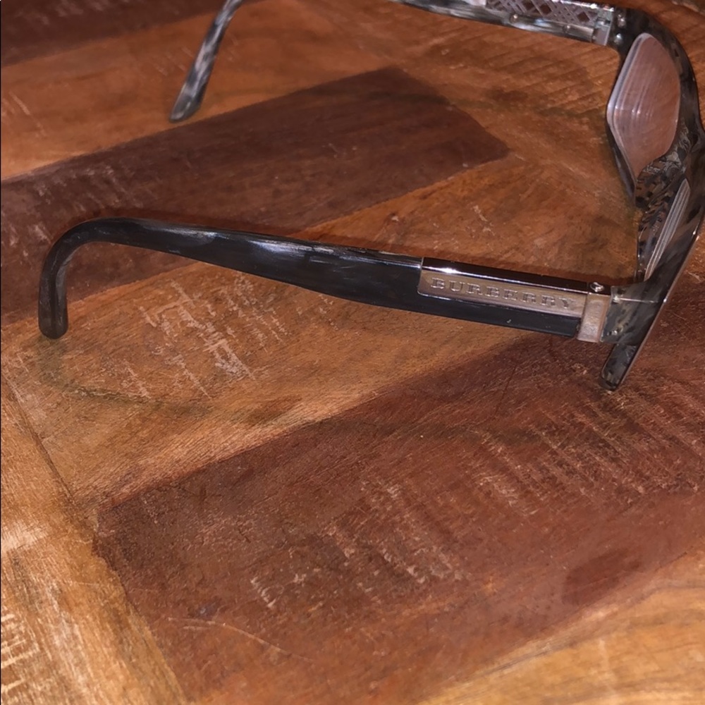 Burberry Frames - image 3